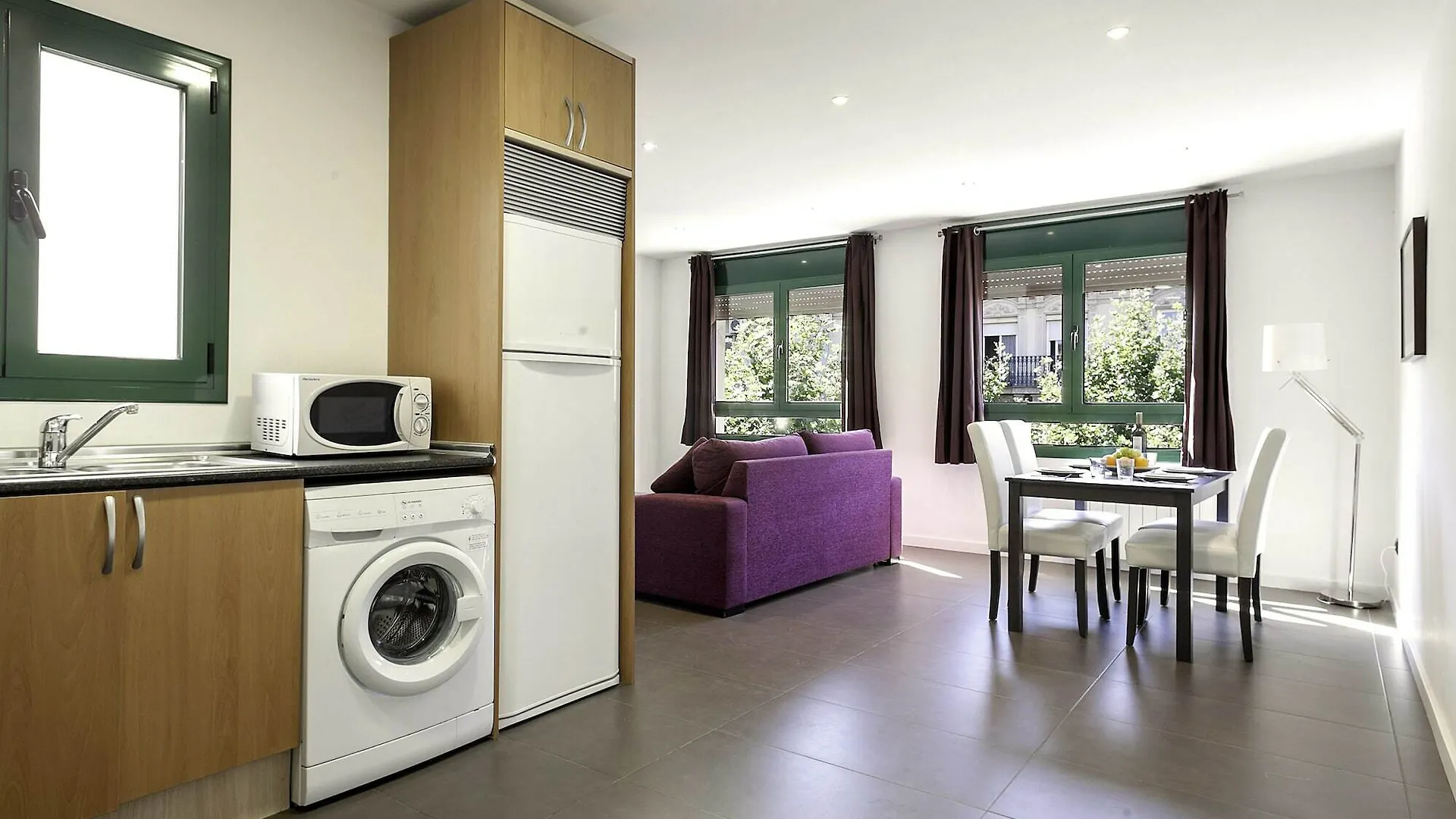 Barcelona Comtal Apartments 0*,